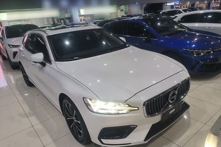 Used Volvo V60 2020 T4 Zhiyi Luxury Edition Exterior 1