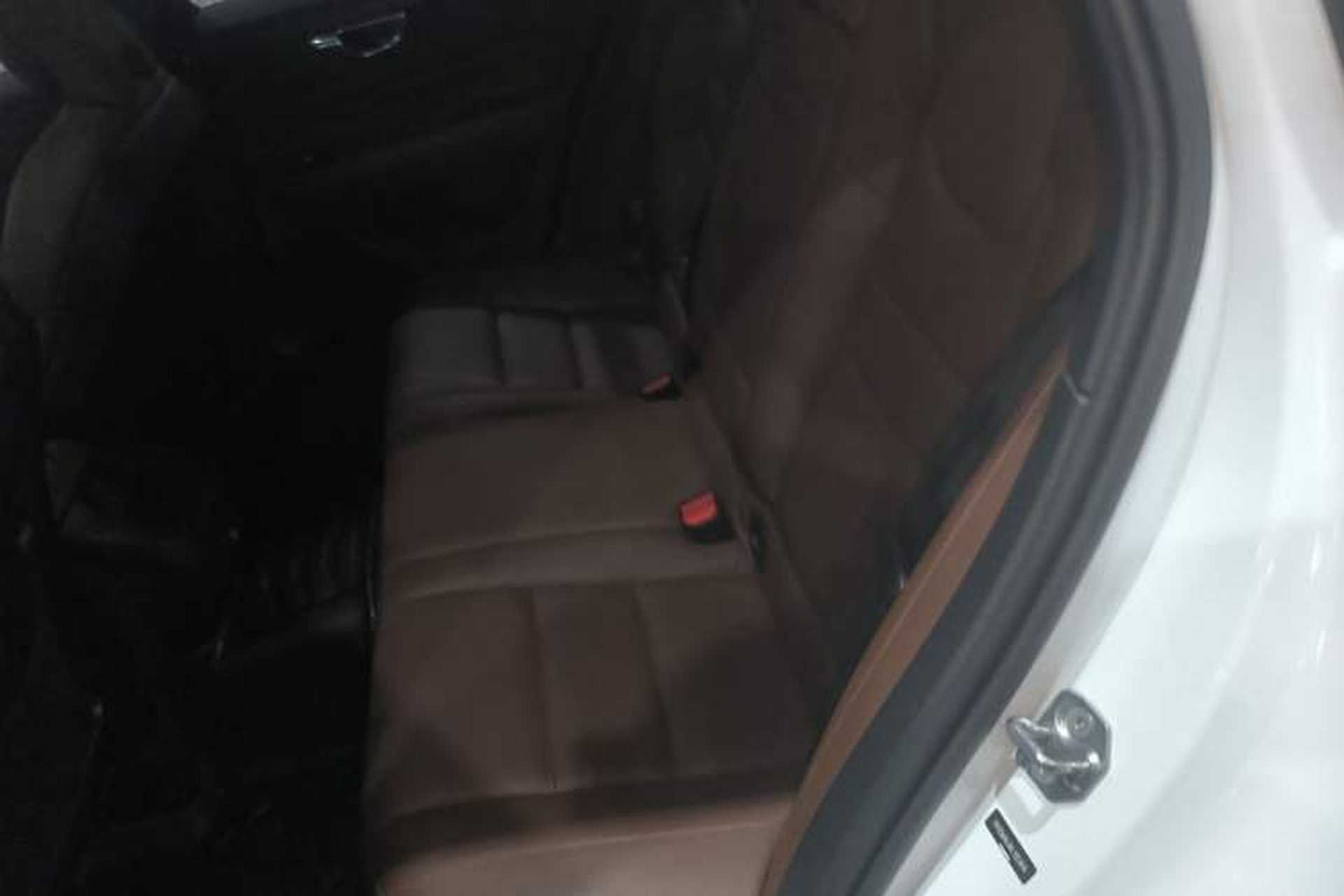 Used Volvo V60 2020 T4 Zhiyi Luxury Edition Left Rear Seat