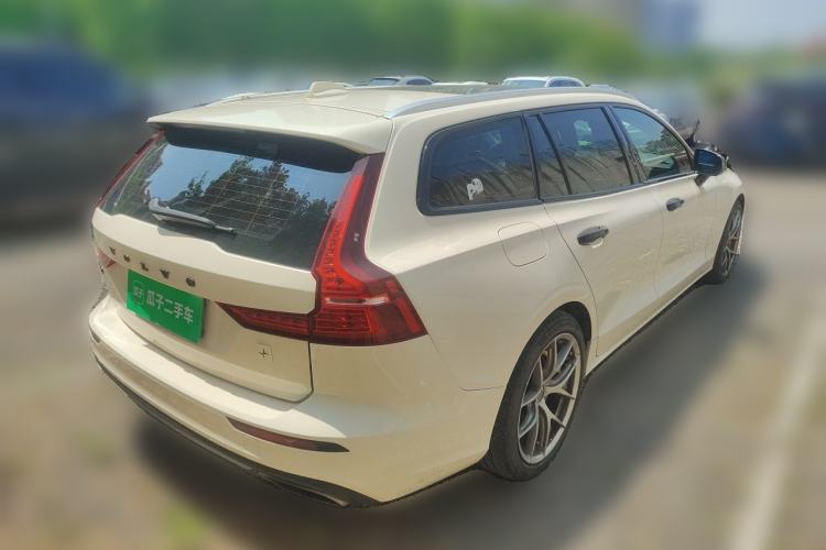 Used Volvo V60 2020 T5 Zhiyuan Luxury Edition Rear Right 45 Deg