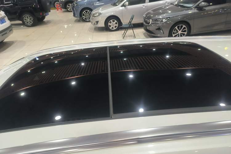 Used Volvo V60 2020 T4 Zhiyi Luxury Edition Roof