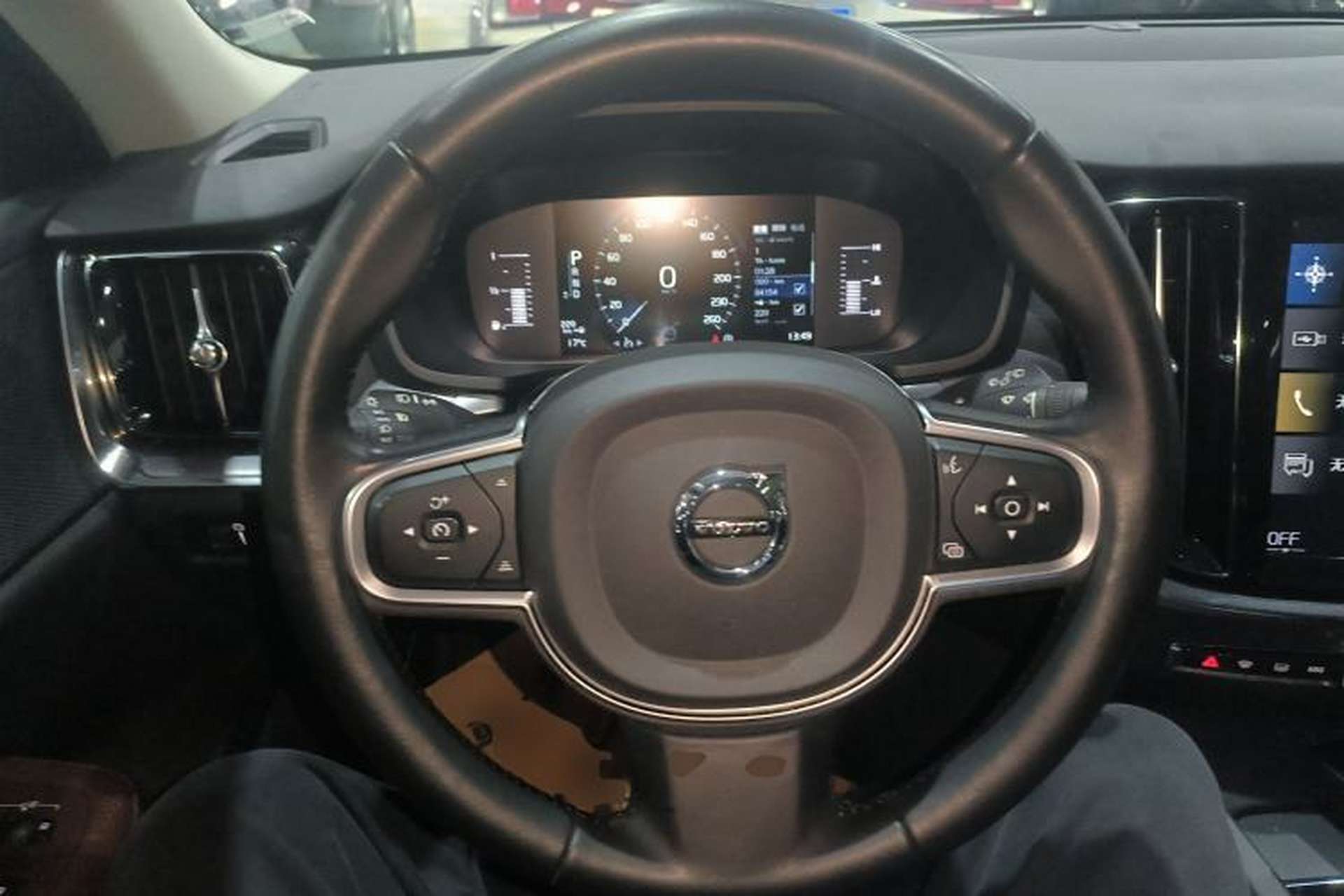 Used Volvo V60 2020 T4 Zhiyi Luxury Edition Steering Wheel