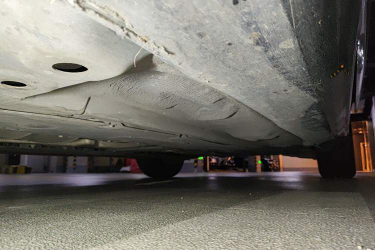 Used Volvo V60 2021 B5 Zhiyuan Sport Edition Chassis Front Left