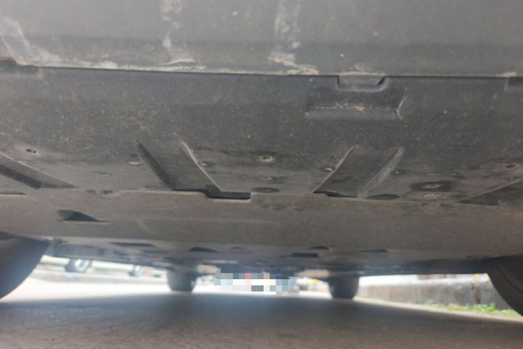 Used Volvo V60 2021 B5 Zhiyuan Sport Edition Chassis Front