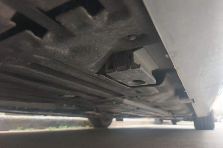 Used Volvo V60 2021 B5 Zhiyuan Sport Edition Chassis Rear Right