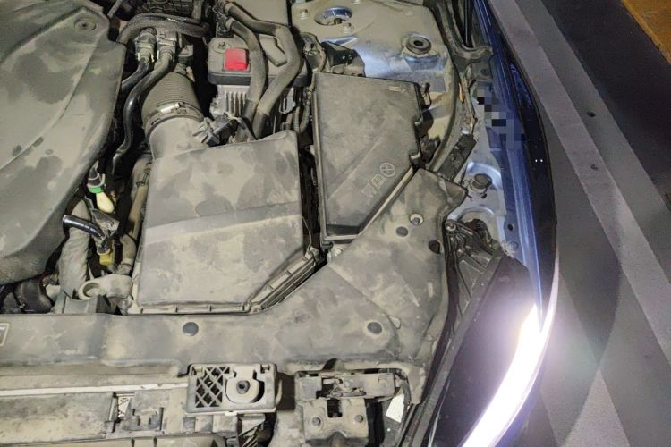Used Volvo V60 2021 B5 Zhiyuan Sport Edition Engine Bay Left