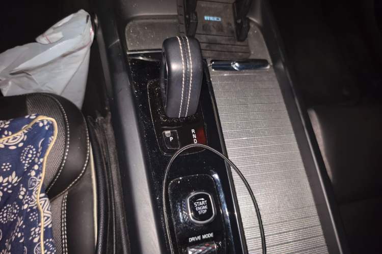 Used Volvo V60 2021 B5 Zhiyuan Sport Edition Gear Lever