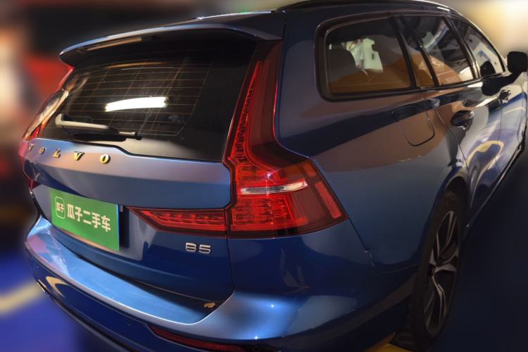 Used Volvo V60 2021 B5 Zhiyuan Sport Edition Rear Right 45 Deg