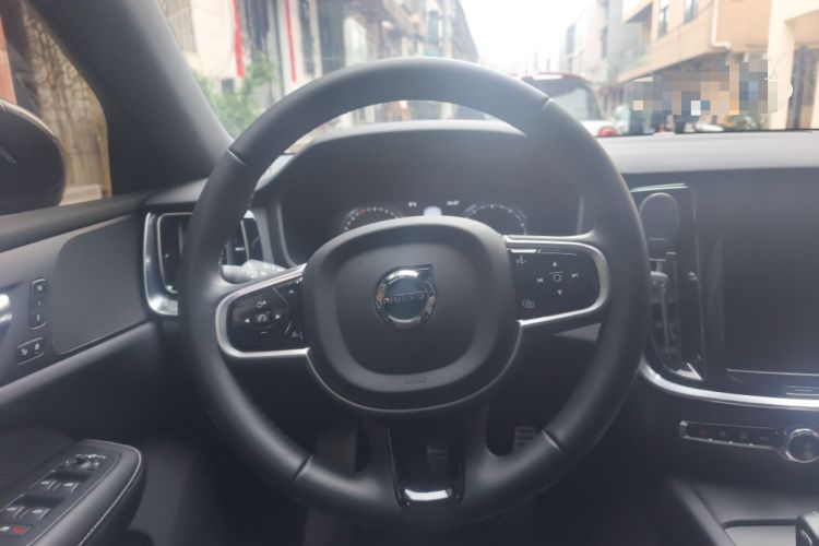 Used Volvo V60 2021 B5 Zhiyuan Sport Edition Steering Wheel