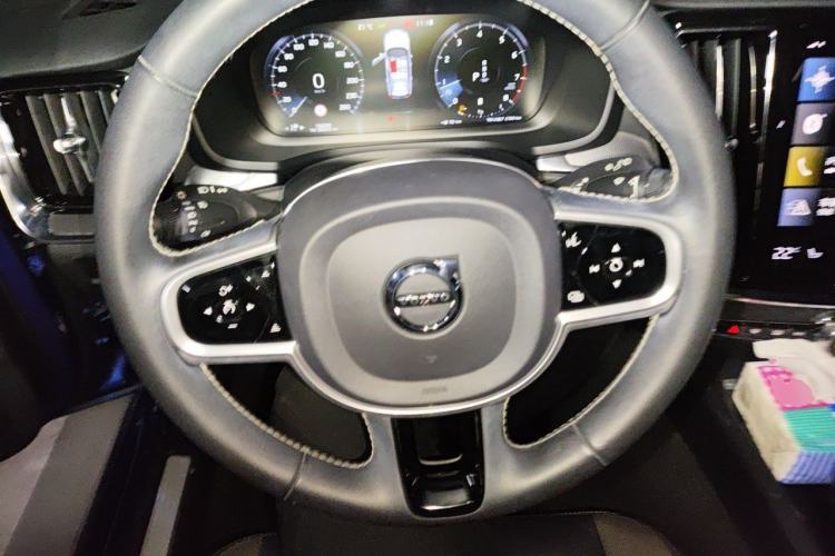 Used Volvo V60 2021 B5 Zhiyuan Sport Edition Steering Wheel