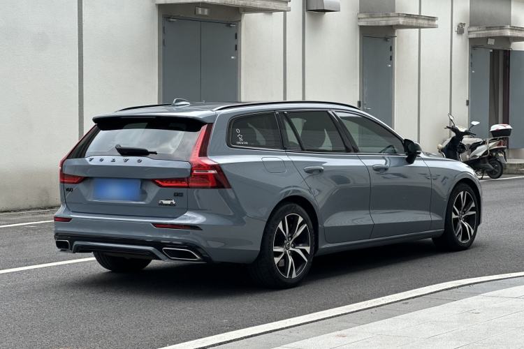 Used Volvo V60 2021 B5 Zhiyuan Sport Edition Exterior 6