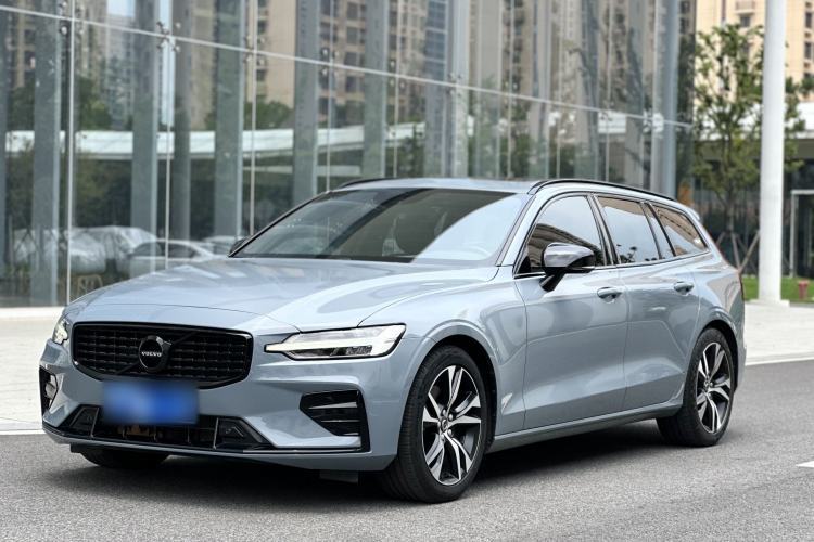 Volvo V60 2021 B5 Zhiyuan Sport Edition с пробегом Guazi used car, China used car export, Used car for sale, Used cars, Cheapest cars for sale