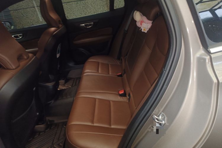Used Volvo V60 2021 B5 Zhiyuan Luxury Edition Left Rear Seat