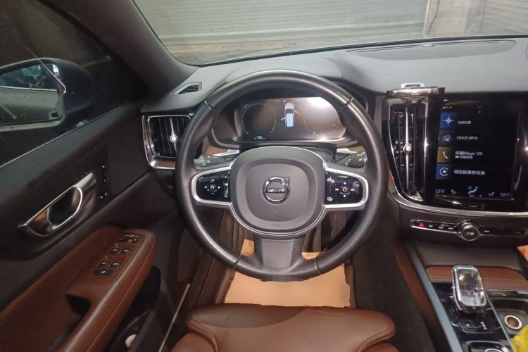 Used Volvo V60 2021 B5 Zhiyuan Luxury Edition Steering Wheel