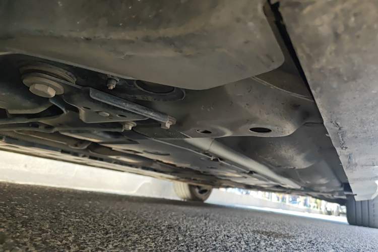 Used Volvo V60 2021 B5 Zhiyuan Sport Edition Chassis Front Left