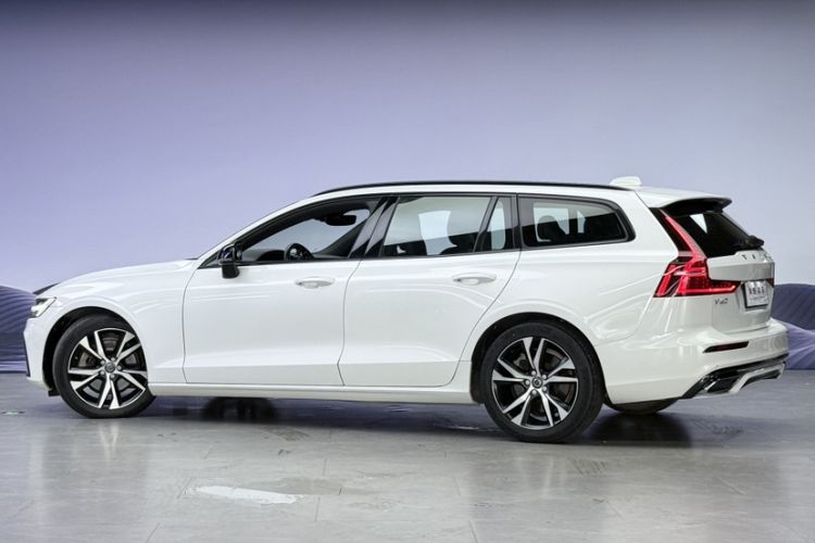 Used Volvo V60 2021 B5 Zhiyuan Sport Edition Exterior 4