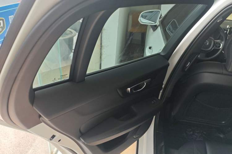 Used Volvo V60 2021 B4 Zhiyi Luxury Edition Interior 5