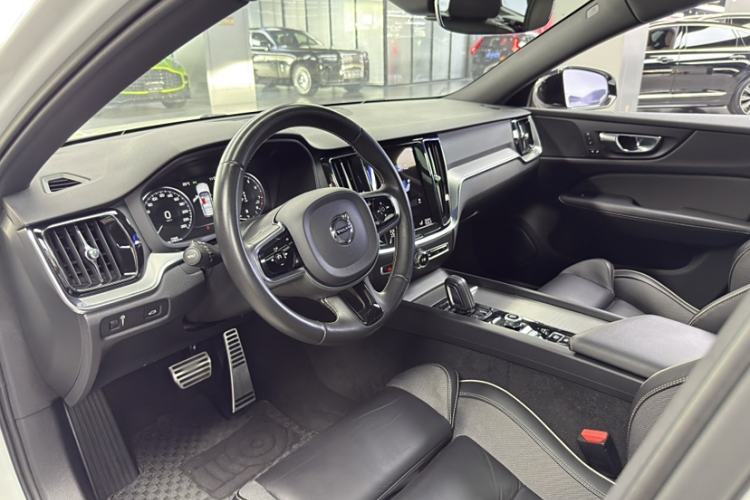 Used Volvo V60 2021 B5 Zhiyuan Sport Edition Left Front Seat