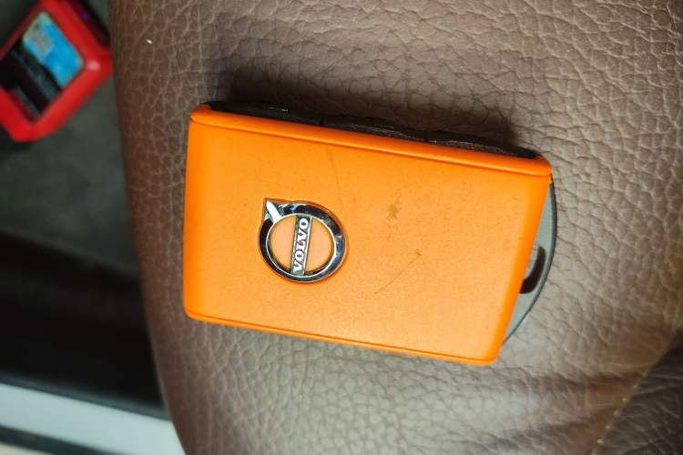 Used Volvo V60 2021 B4 Zhiyi Luxury Edition Vehicle Key