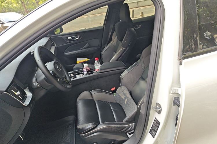 Used Volvo V60 2022 B5 Zhiyuan Sport Edition Left Front Seat
