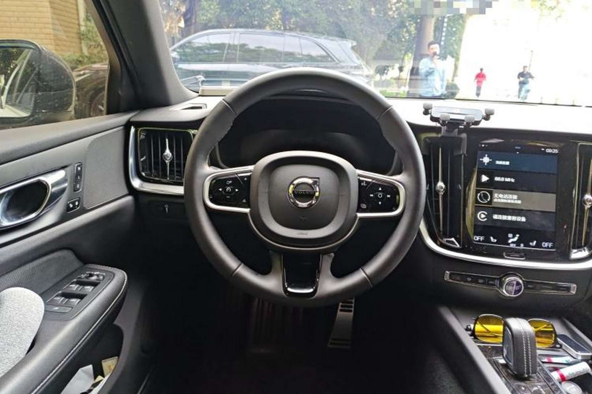Used Volvo V60 2022 B5 Zhiyuan Sport Edition Steering Wheel