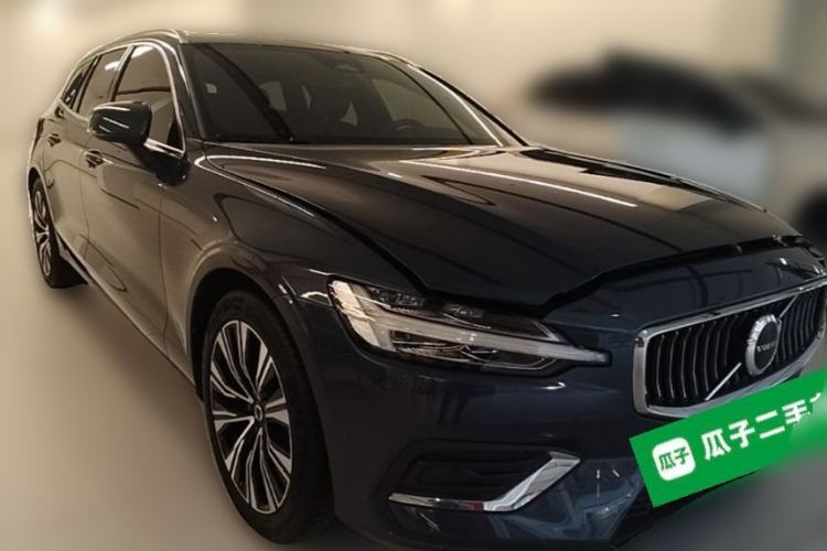 Used Volvo V60 2023 B5 Zhiyuan Luxury Enjoyment Edition Front Right 45 Deg