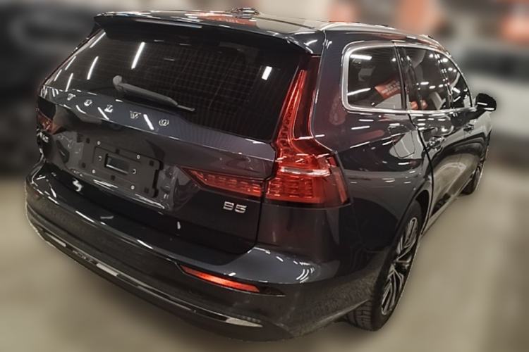 Used Volvo V60 2023 B5 Zhiyuan Luxury Enjoyment Edition Rear Right 45 Deg