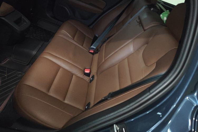 Used Volvo V60 2024 B5 Zhiyuan Luxury Edition Left Rear Seat