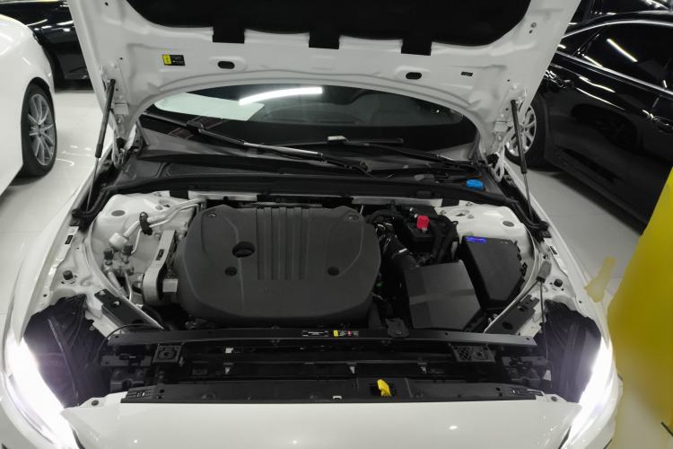 Used Volvo V60 2024 B5 Zhiyuan Sport Edition Engine Bay