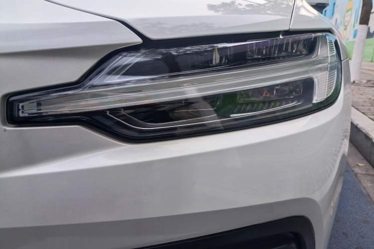 Used Volvo V60 2024 B5 Zhiyuan Luxury Edition Exterior 10