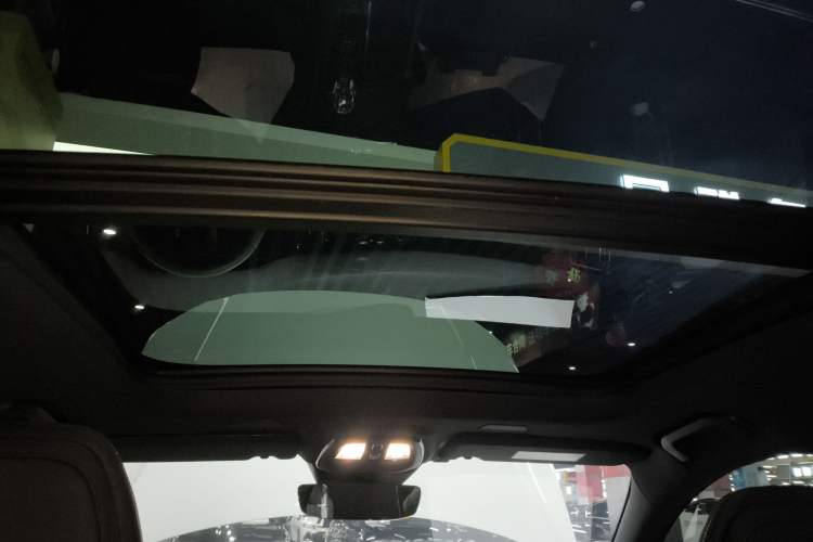 Used Volvo V60 2024 B5 Zhiyuan Sport Edition Headliner