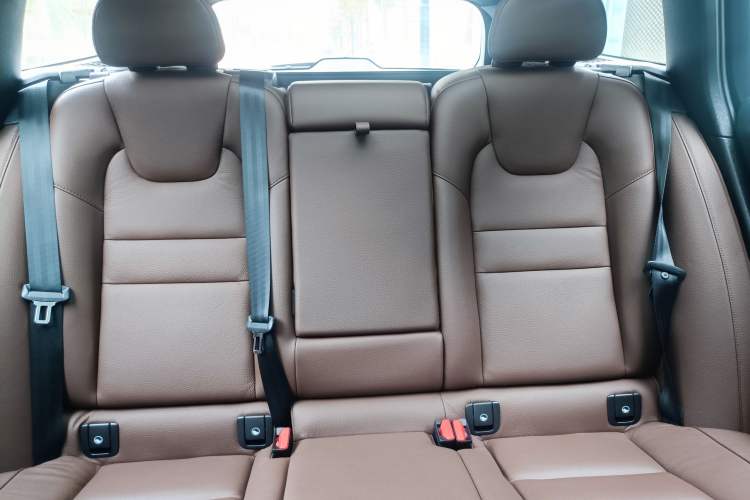 Used Volvo V60 2024 B5 Zhiyuan Luxury Edition Interior 12