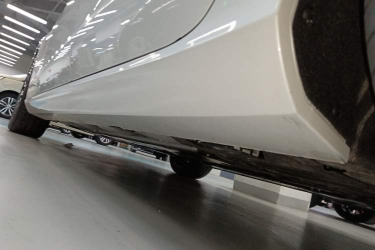 Used Volvo V60 2024 B5 Zhiyuan Luxury Edition Left Side Sill