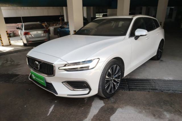 Used Volvo V60 2024 B5 Zhiyuan Luxury Edition