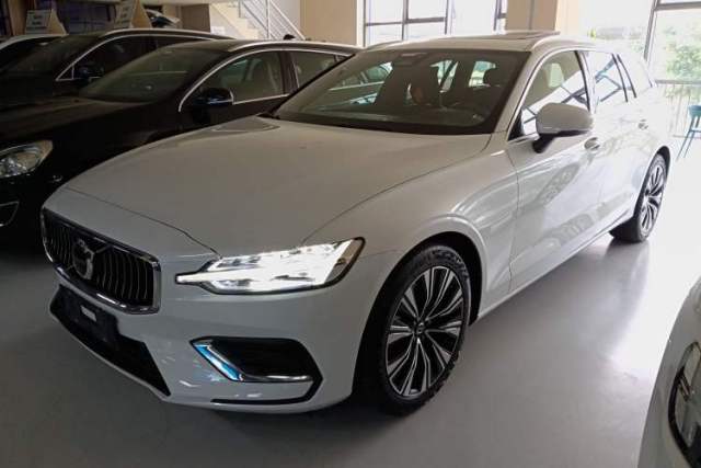 Used Volvo V60 2024 B5 Zhiyuan Luxury Edition