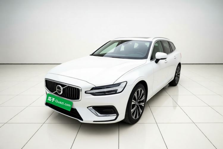 Volvo V60 2025 B5 Zhiyuan Luxury Edition