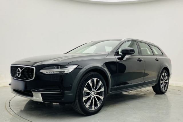 Used Volvo V90 2017 Cross Country T5 AWD Smart Range Edition