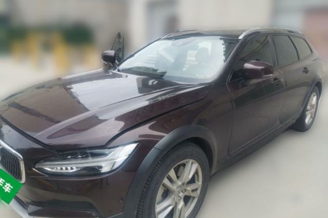 Used Volvo V90 2017 Cross Country T5 AWD Smart Range Edition