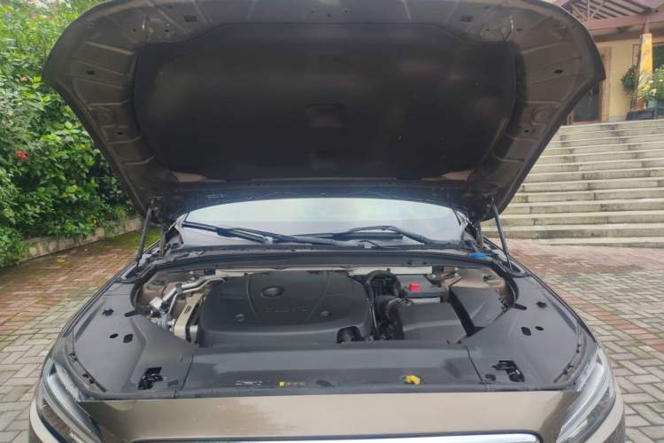 Used Volvo V90 2017 Cross Country T5 AWD Prestige Edition Engine Bay
