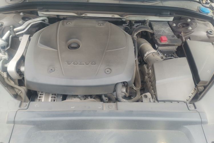 Used Volvo V90 2017 Cross Country T5 AWD Smart Range Edition Engine Bay