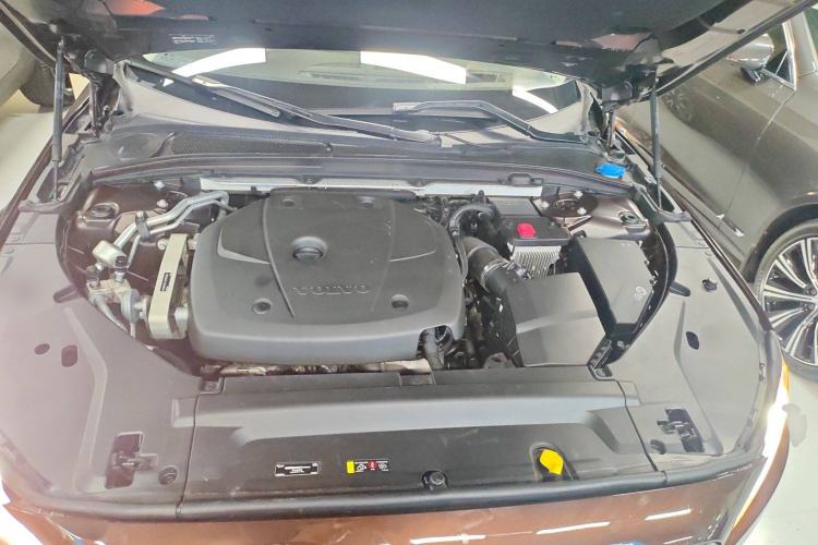 Used Volvo V90 2017 Cross Country T5 AWD Prestige Edition Engine Bay