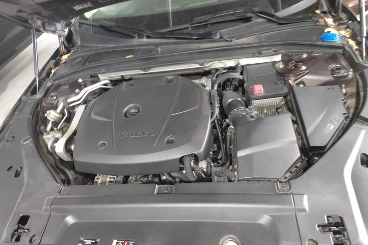 Used Volvo V90 2017 Cross Country T5 AWD Prestige Edition Engine Bay