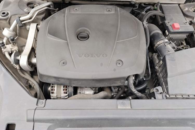 Used Volvo V90 2017 Cross Country T5 AWD Smart Range Edition Engine Bay