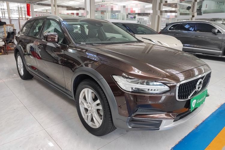 Used Volvo V90 2017 Cross Country T5 AWD Smart Range Edition Exterior 1