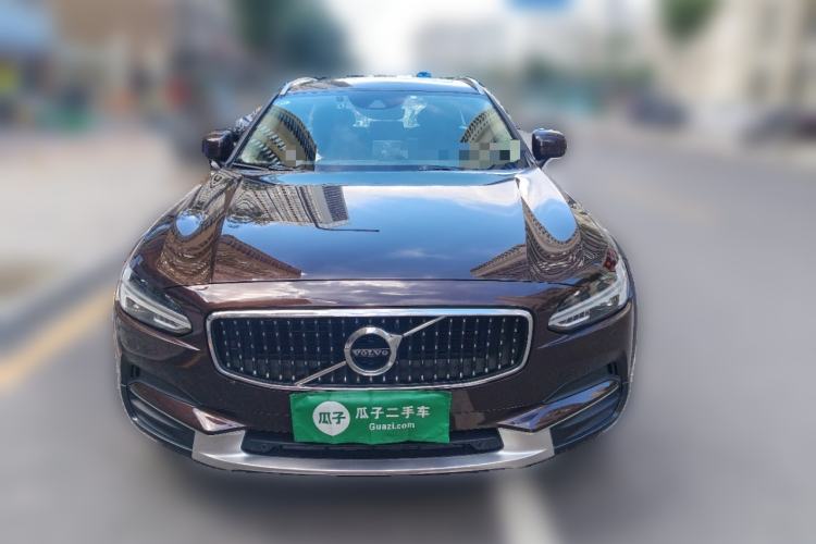 Used Volvo V90 2017 Cross Country T5 AWD Smart Range Edition Front