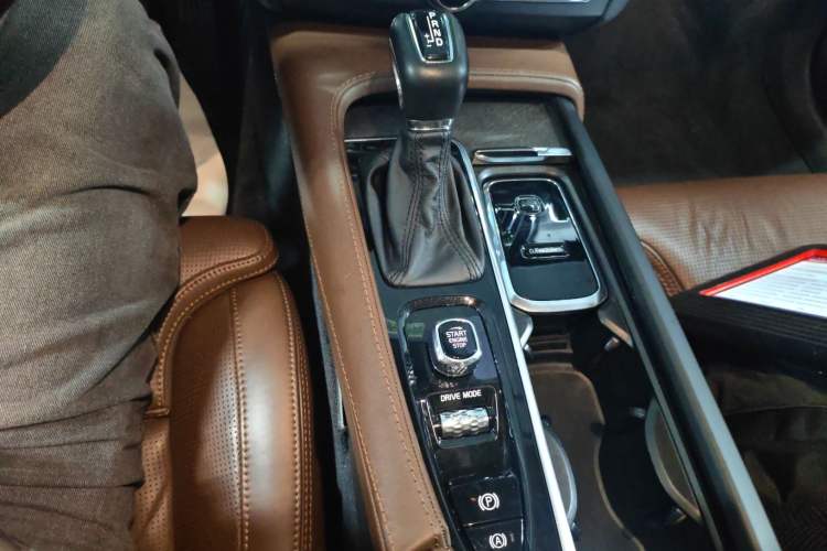 Used Volvo V90 2017 Cross Country T5 AWD Prestige Edition Gear Lever