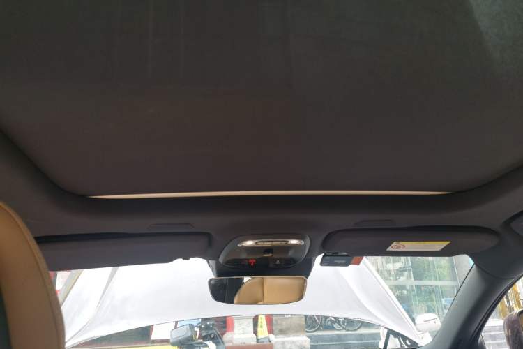 Used Volvo V90 2017 Cross Country T5 AWD Smart Range Edition Headliner