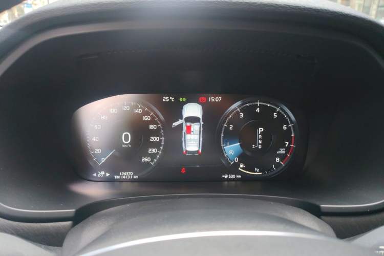 Used Volvo V90 2017 Cross Country T5 AWD Smart Range Edition Instrument Cluster