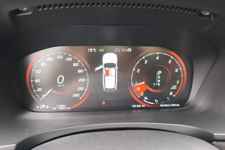 Used Volvo V90 2017 Cross Country T5 AWD Smart Range Edition Instrument Cluster