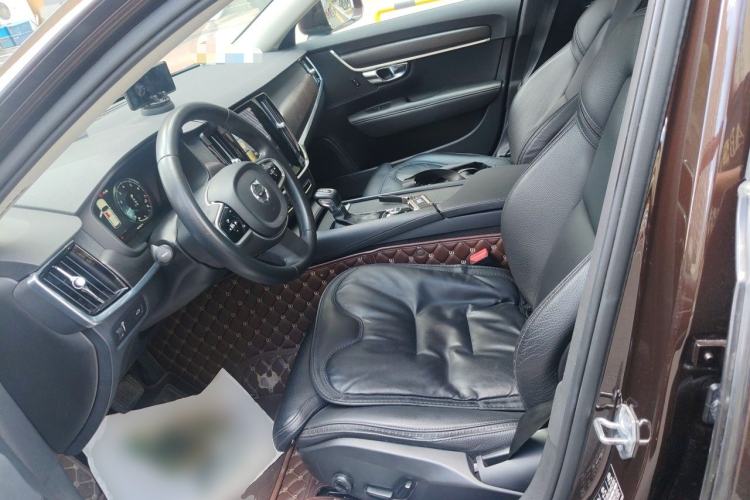 Used Volvo V90 2017 Cross Country T5 AWD Smart Range Edition Left Front Seat