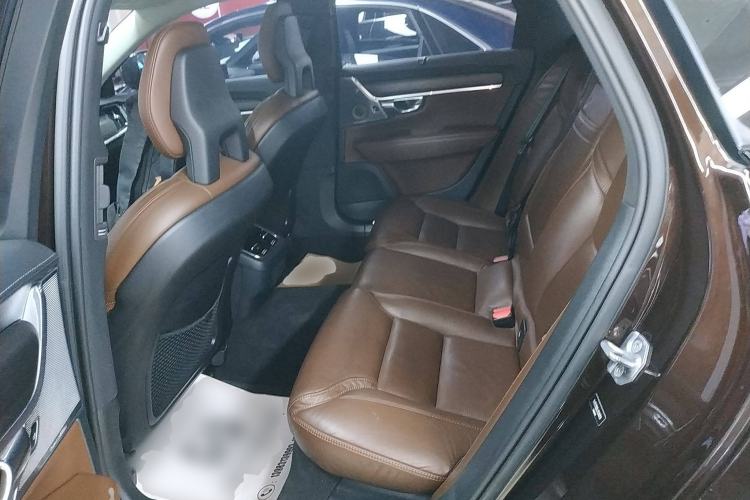 Used Volvo V90 2017 Cross Country T5 AWD Prestige Edition Left Rear Seat